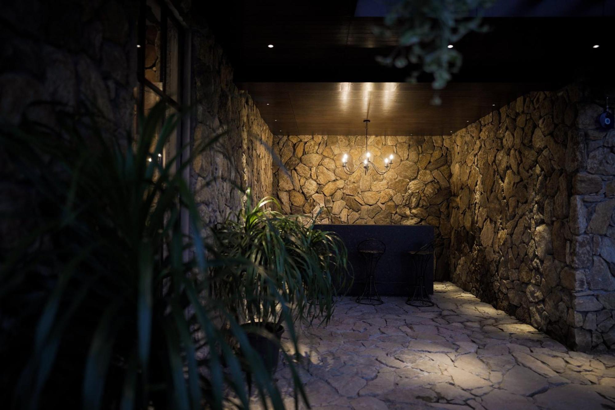 ואגאמון Tea & Tranquility By Moksha Stays מראה חיצוני תמונה
